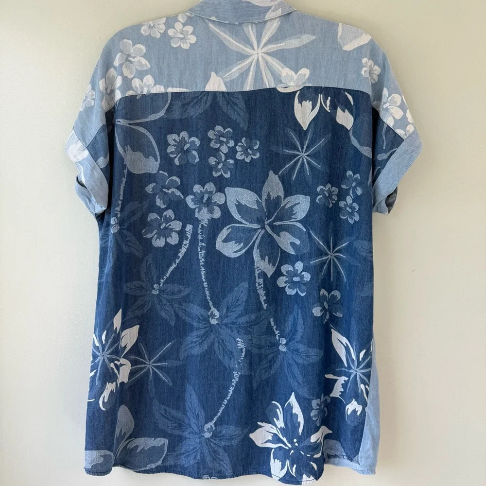 Soft Surroundings Women's Denim-Blue Tencel Chambray Lochlea Tunic Shirt - Picture 4 of 14